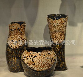 匠心獨具的家居美學(xué) 批發(fā)供應(yīng)創(chuàng)意陶藝三件套花瓶擺件詳解